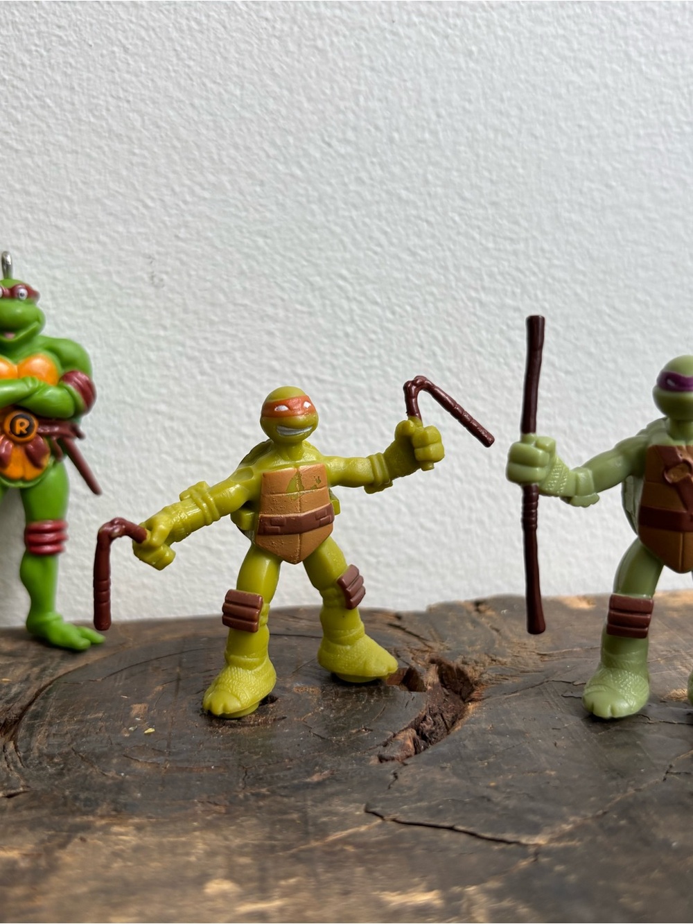 Teenage Mutant Ninja Turtles Michelangelo Green Action Figure - Kids Toy
